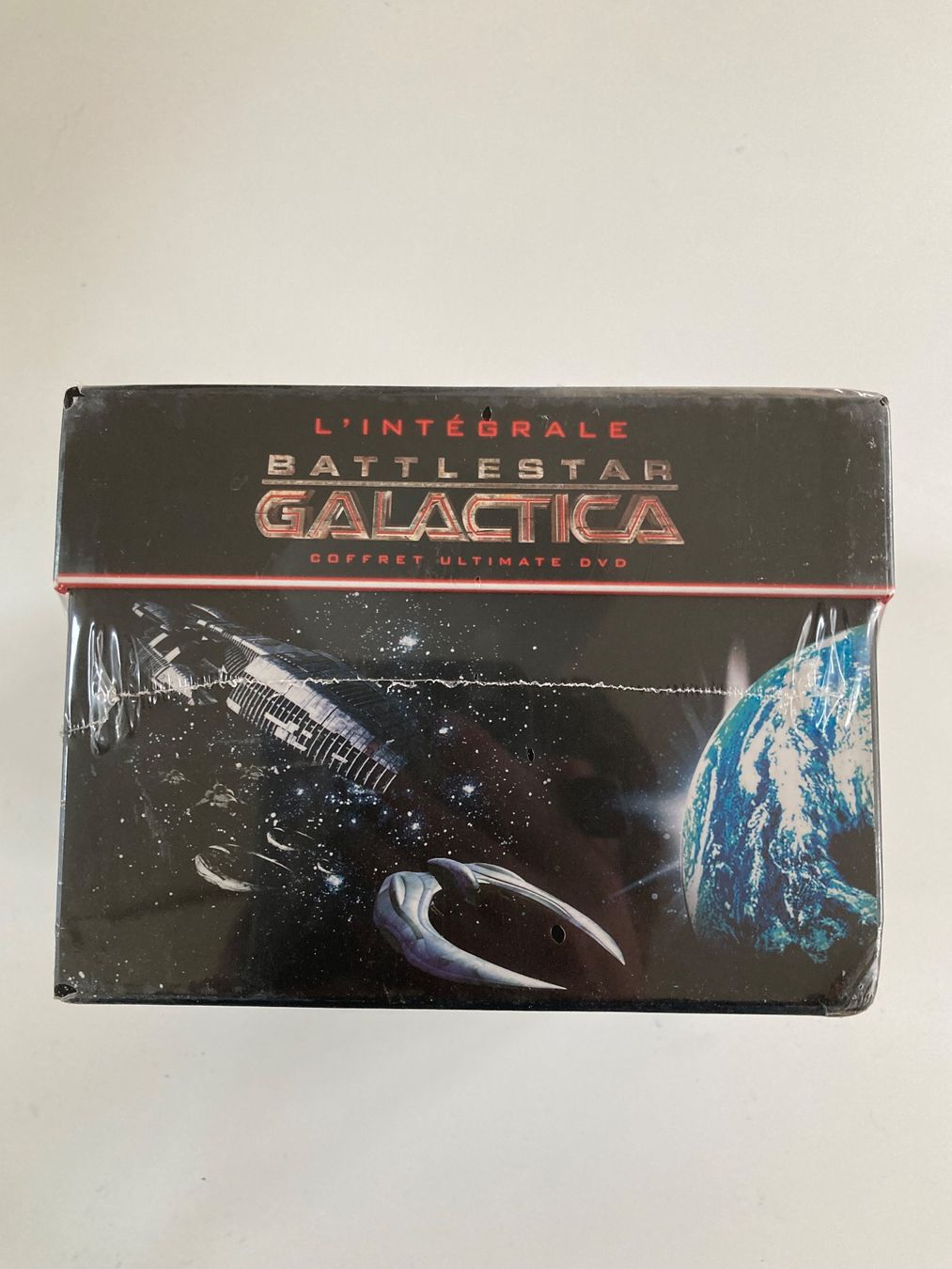 Tous les DVDs: Battlestar Galactica: L'intégrale DVD - Coffret Ultimate – Neuf avec emballage d'origine à Bassecourt par CALUMET-X 4