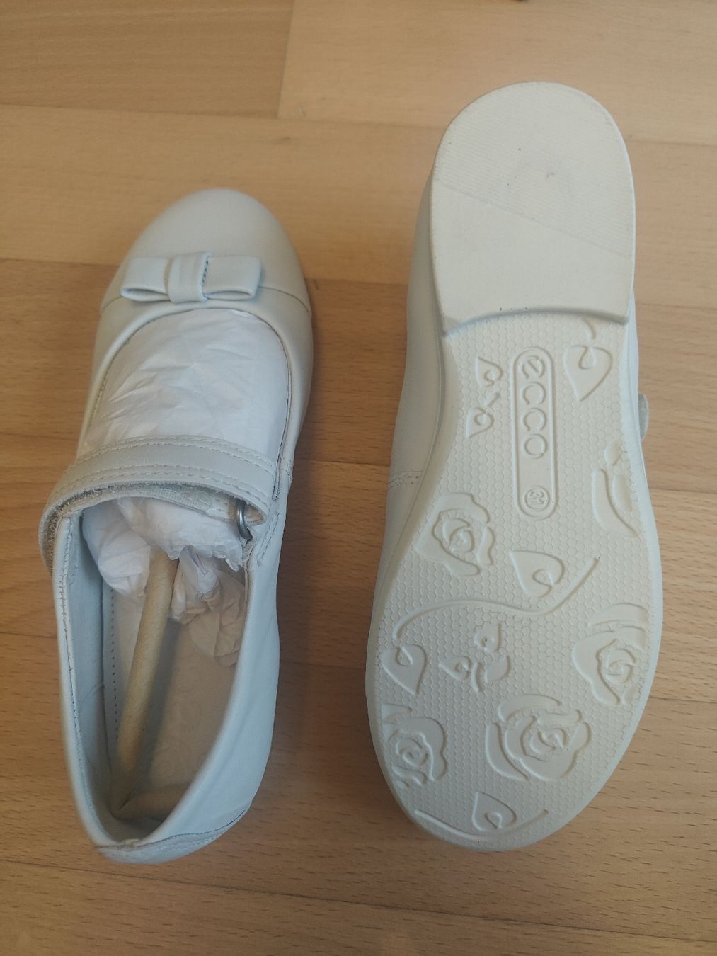 Scarpe per ragazze: Ecco kinderscchuhe in gr. 31,leder, neu – Nuovo e nell'imballaggio originale da Fällanden venduto da antogranell 2