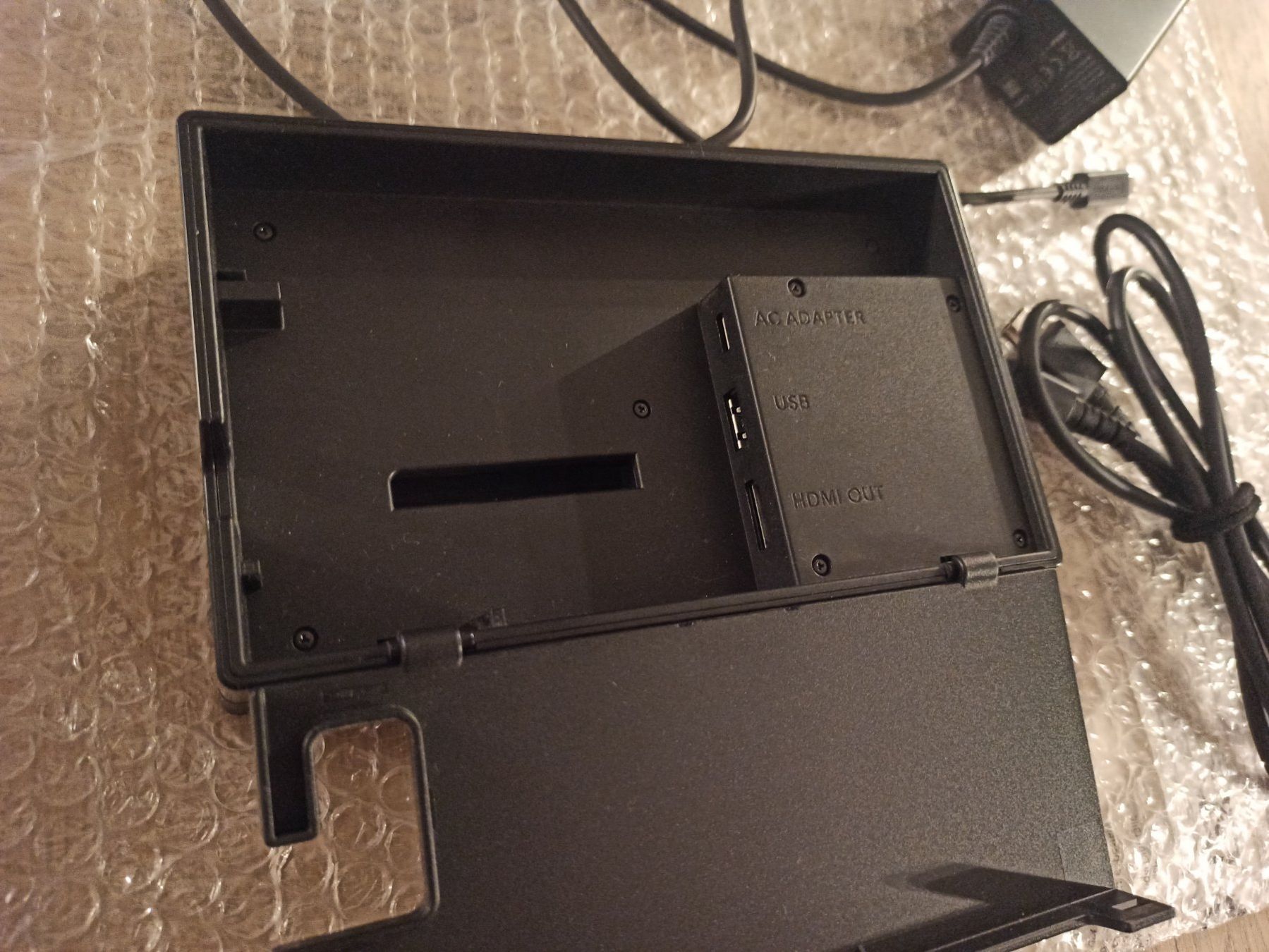 Dockingstation: Original Nintendo Switch TV-Dockingstation mit Netzteil NSW – Gebraucht aus Oberweningen von mar_87mx 4