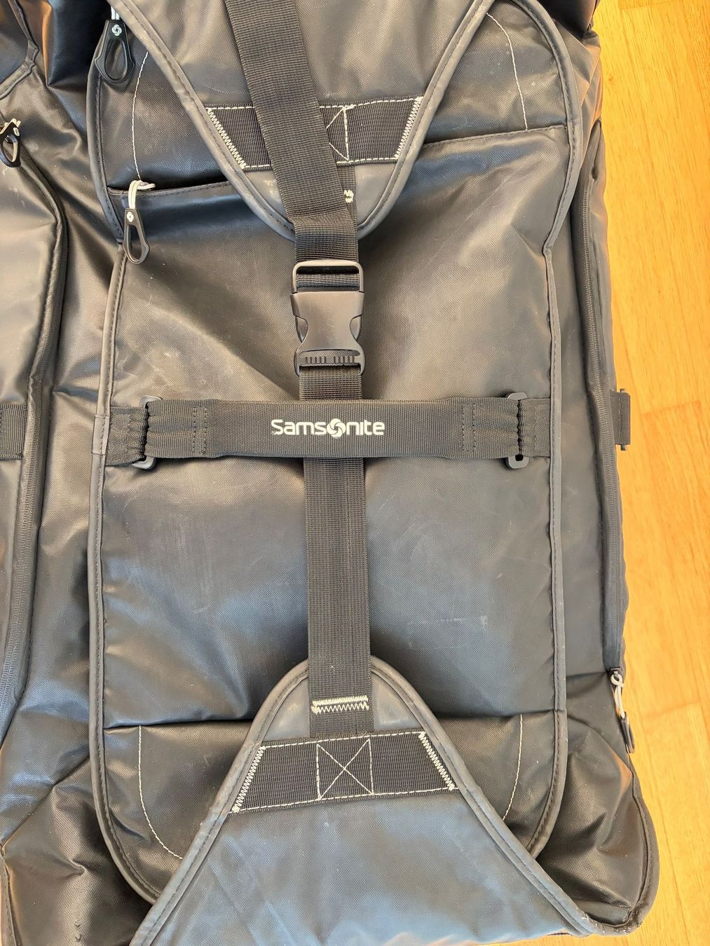 Samsonite Sacs: Reisetasche Samsonite mit Rollen – D'occasion à Küsnacht ZH par Hell11 3