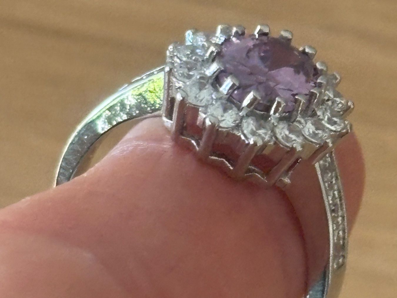 Bagues: Luxus Elegante Gr.19/9 Ring Farbe: Silber/Lilas – Neuf (Voir description) à Biel-Bienne par Roserosse13 5