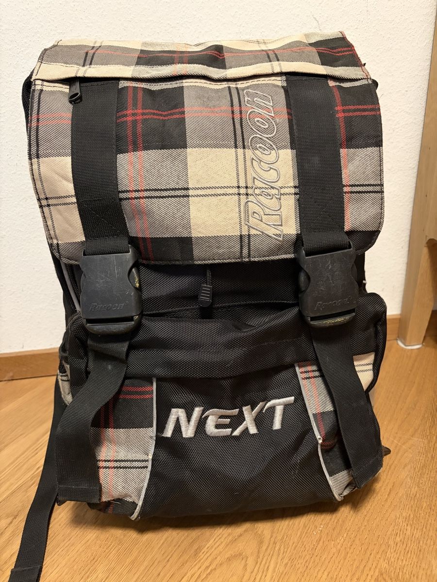Racoon Kindertaschen: Racoon Schulthek, 35l Volumen – Gebraucht aus Zürich von bia_8hxd