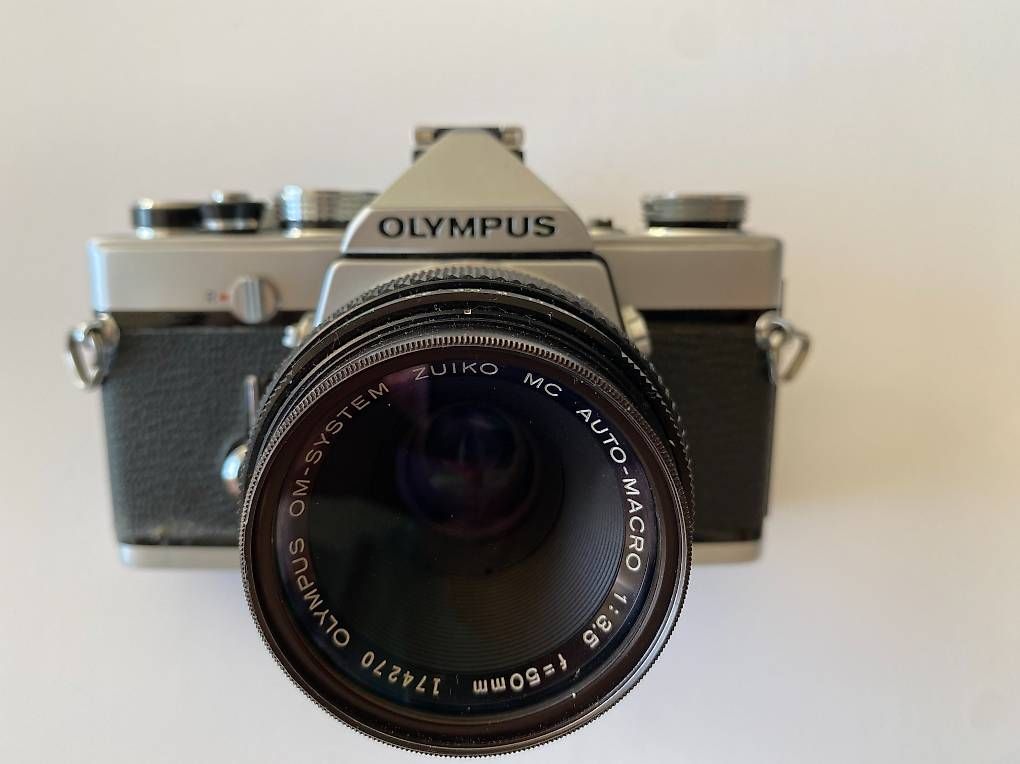 Olympus Fotocamera: Pack Argentique Olympus OM-1 silver – Usato da Randogne venduto da fli_pf6h
