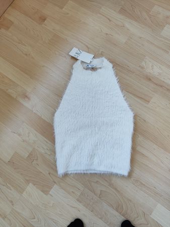 neues kuscheliges Neckholdertop Zara Gr. M