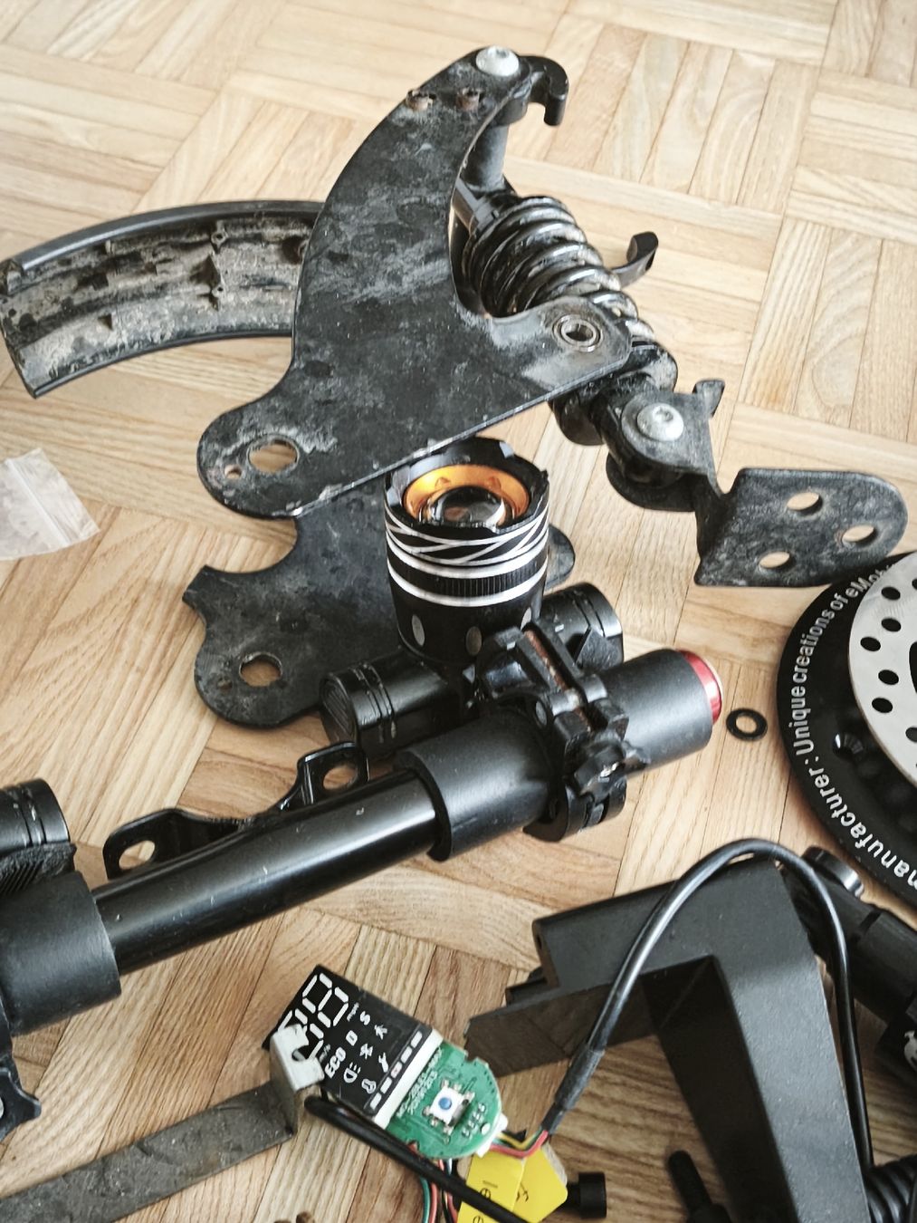 Sonstiges Fahrzeugzubehör: pièces trottinette électronique – Gebraucht aus Froideville von han_vkm7 4