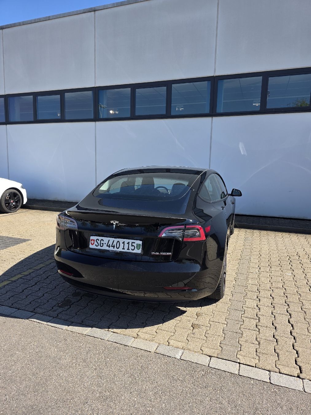 Tesla Automobili: Tesla Model 3 Performance mit Enhanced Autopilot – Usato da Rebstein venduto da Shinex 2