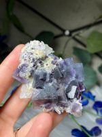 Blauer Fluorit mit Quarzcluster