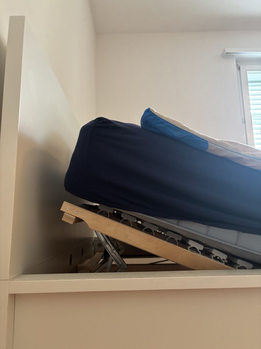 Ikea Letti: Adjustable Bed Frame (Mattress & Sheets not included) – Usato da Kloten venduto da kei_xcp5 3