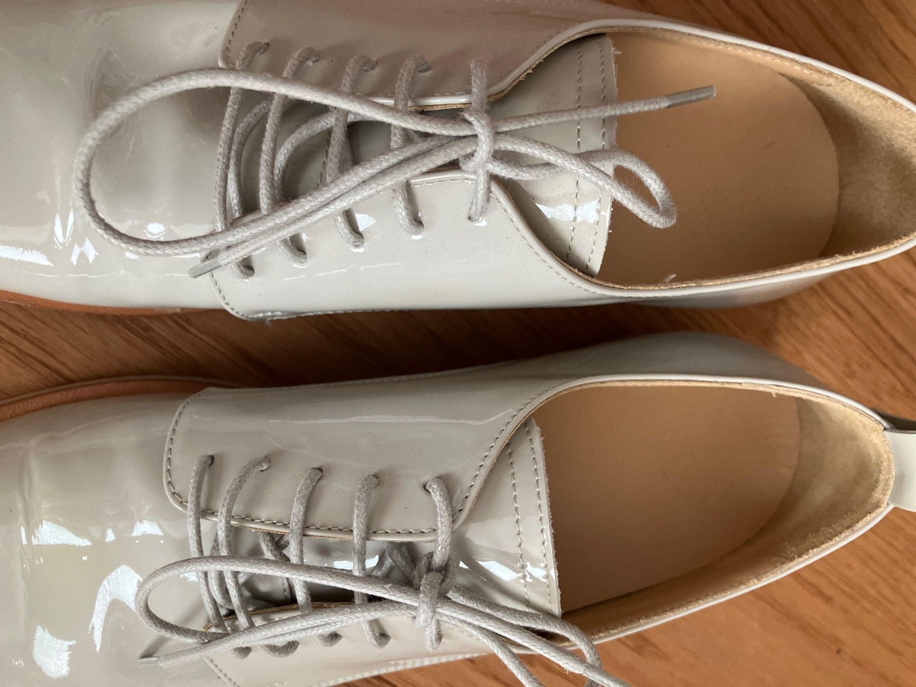 Navyboot Damenschuhe: Schnürschuhe Lackleder hellgrau Grösse 38 – Neu (gemäss Beschreibung) aus Unterägeri von Bettsofa123 1
