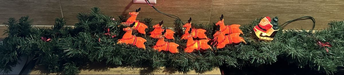 Alle Dekorationen: Vintage Nostalgie Rentiere mit Weihnachtsmann – Gebraucht aus Oberentfelden von vilibrand 1