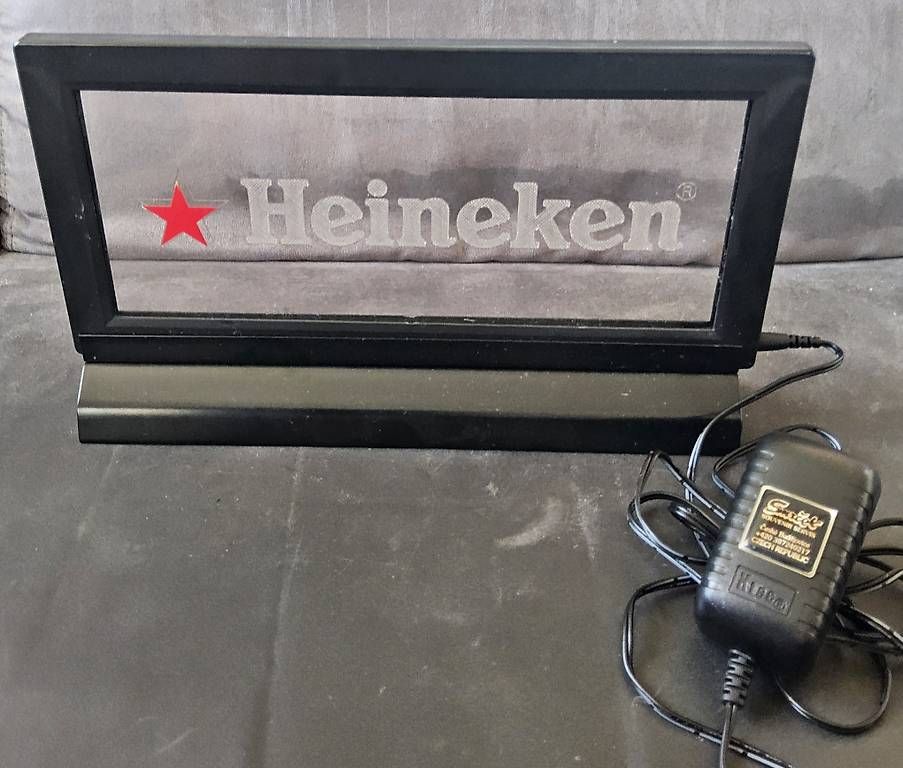 Heineken Schilder: Heineken Bier LED Plexiglas Werbeschild – Gebraucht aus wigoltingen von skillzz 2
