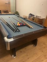 Billardtisch mit Zubehör gebraucht