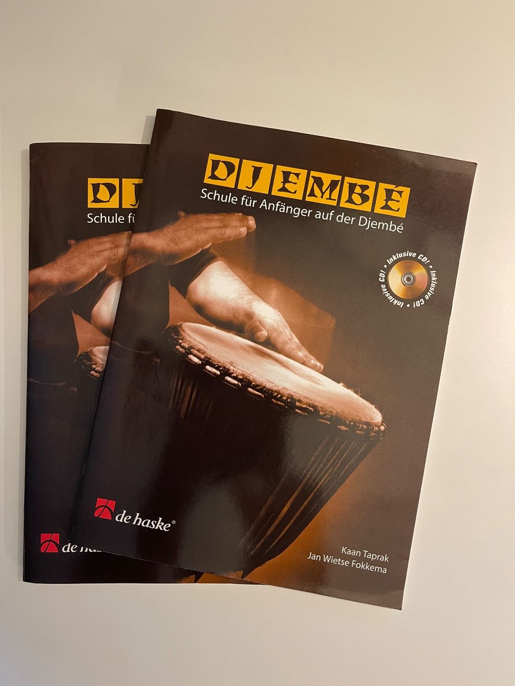 Libri: Djembé Schule für Anfänger – Nuovo e nell'imballaggio originale da Bazenheid venduto da grimauso