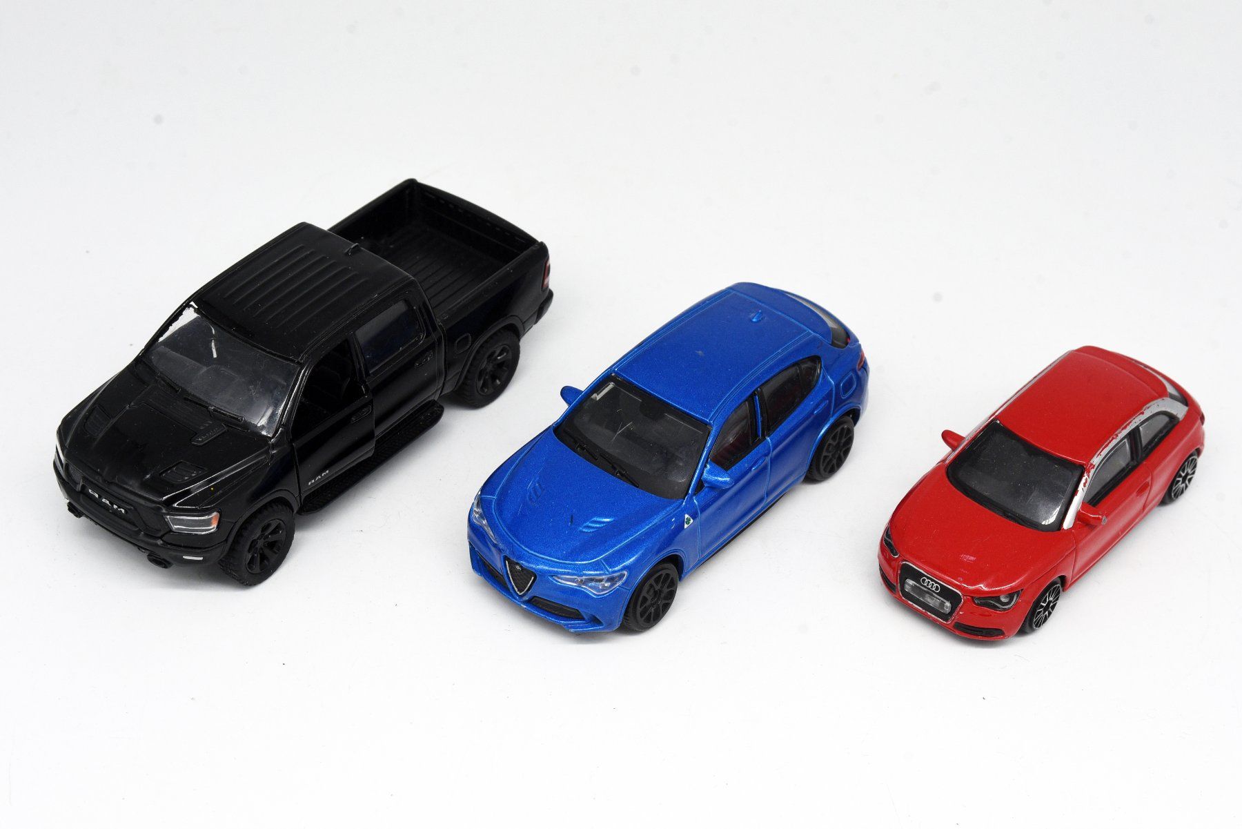 Bburago Modellini d'auto: 3x Autos 1:43 – Usato da Ostermundigen venduto da archeopteryx
