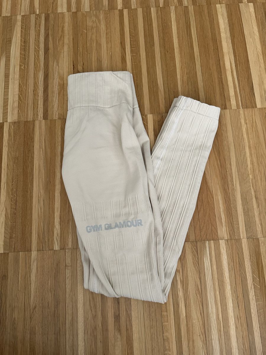 Leggings: Leggins – Nuovo (secondo la descrizione) da Sirnach venduto da kla_mk2g