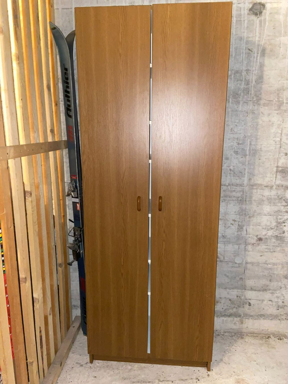 Armadi: Schrank – Usato da Nods venduto da agnes56