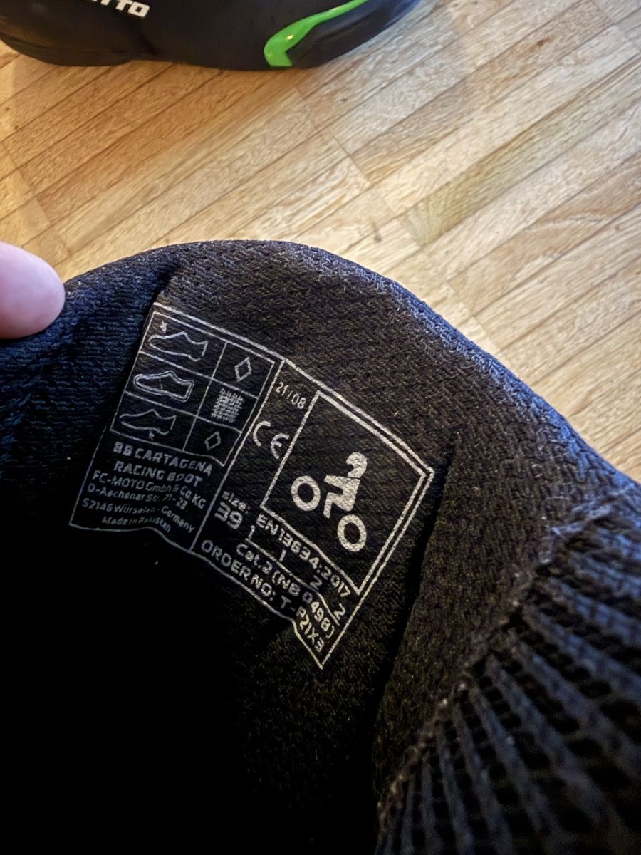 Herrenschuhe: Mootrradschuhe – Gebraucht aus Zofingen von nic_f5yd 2