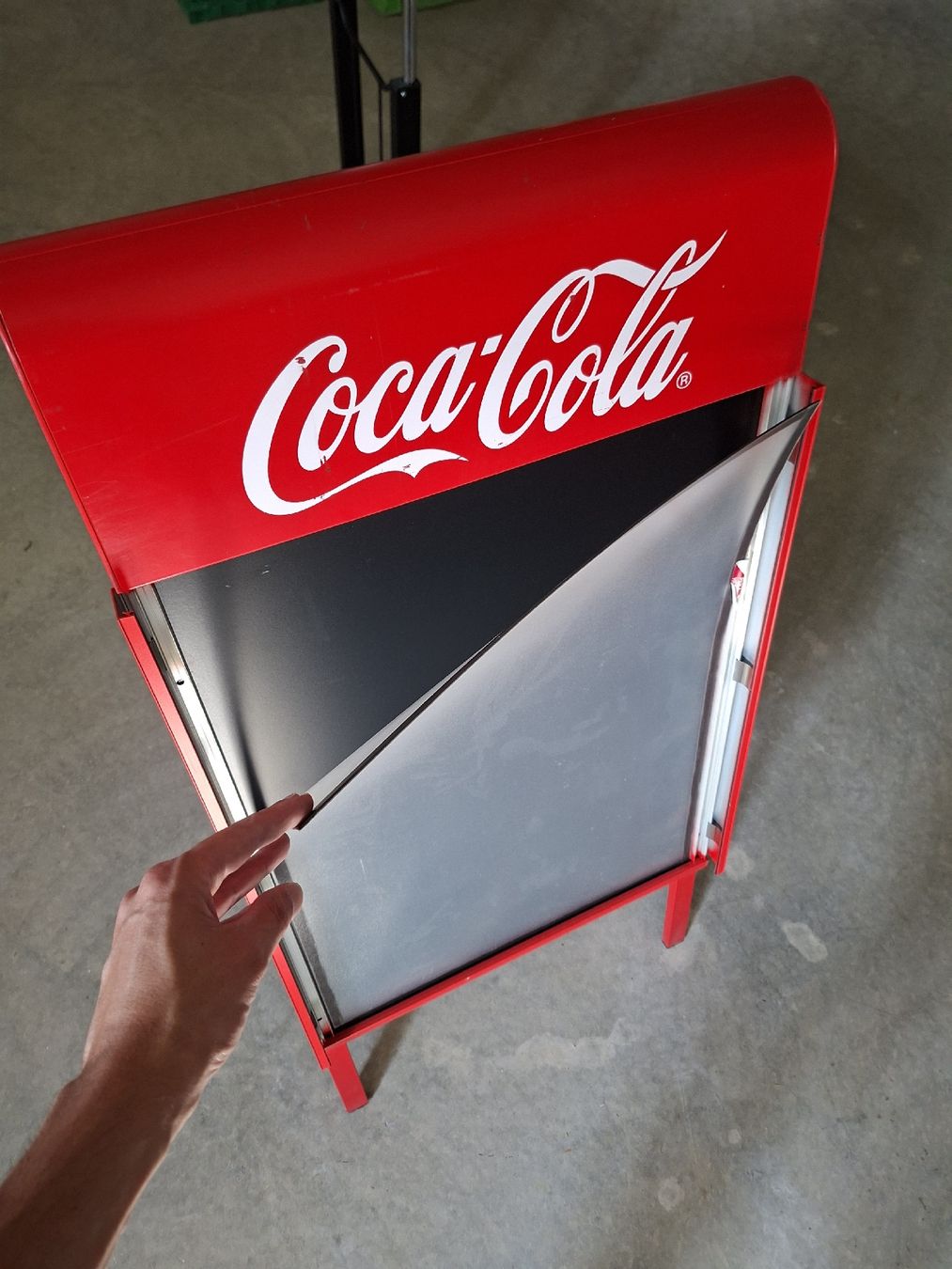 Staffeleien: Werbetafel Coca-Cola – Gebraucht aus Ebnat-Kappel von audiracing89 2