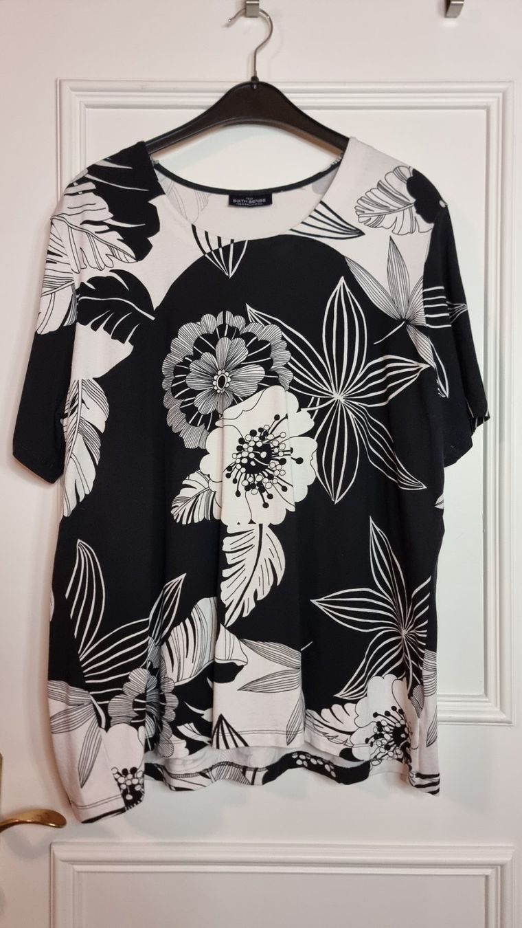 Camicette: Sommer-Bluse schwarz/weiss Gr. 48/50 – Usato da Wald ZH venduto da CapLux 2