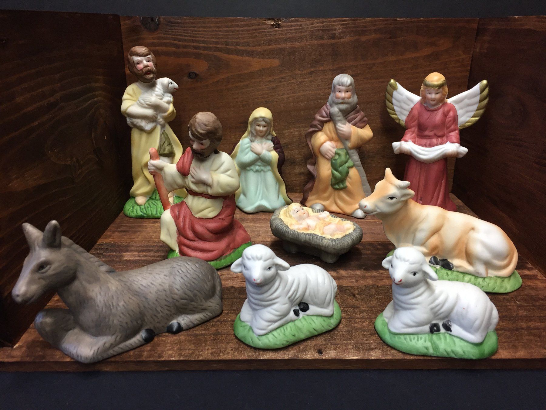 Statuette: 10 Vintage Krippenfigur – Usato da Schaffhausen venduto da vintageville