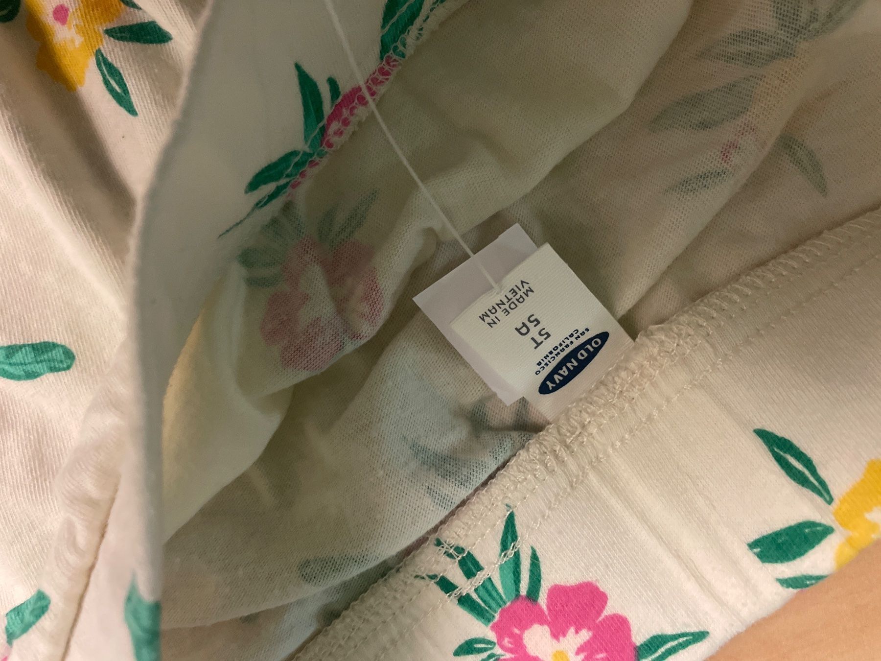 Kleider & Röcke: Neuer Old Navy Jupe Gr.110 – Neu (gemäss Beschreibung) aus Obergerlafingen von cabo4 1