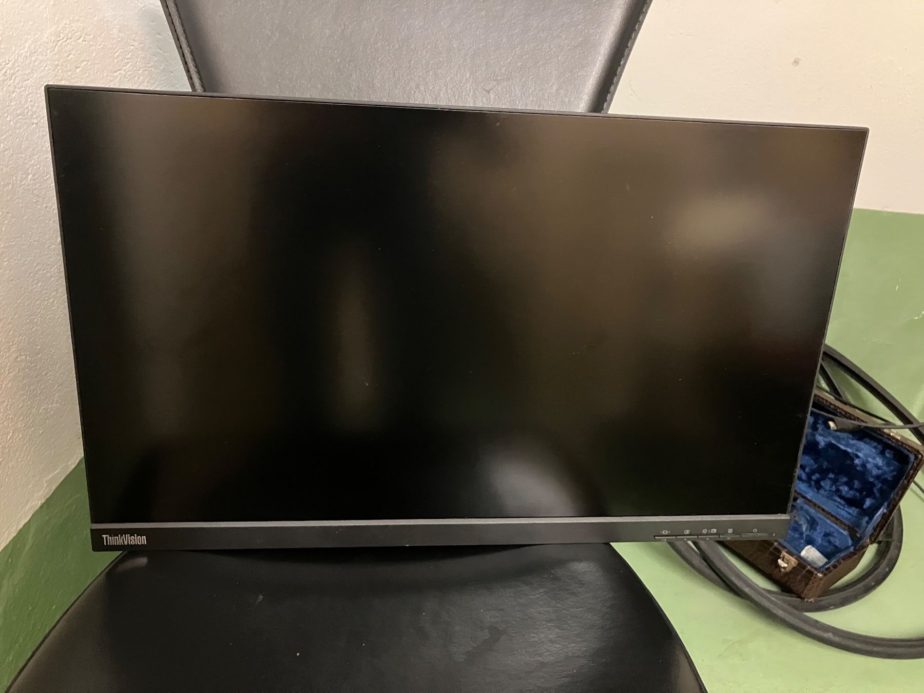Lenovo Monitor: Bildschirm Lenovo ThinkVision S24e-10 – Usato da Zürich venduto da sepp_h 1