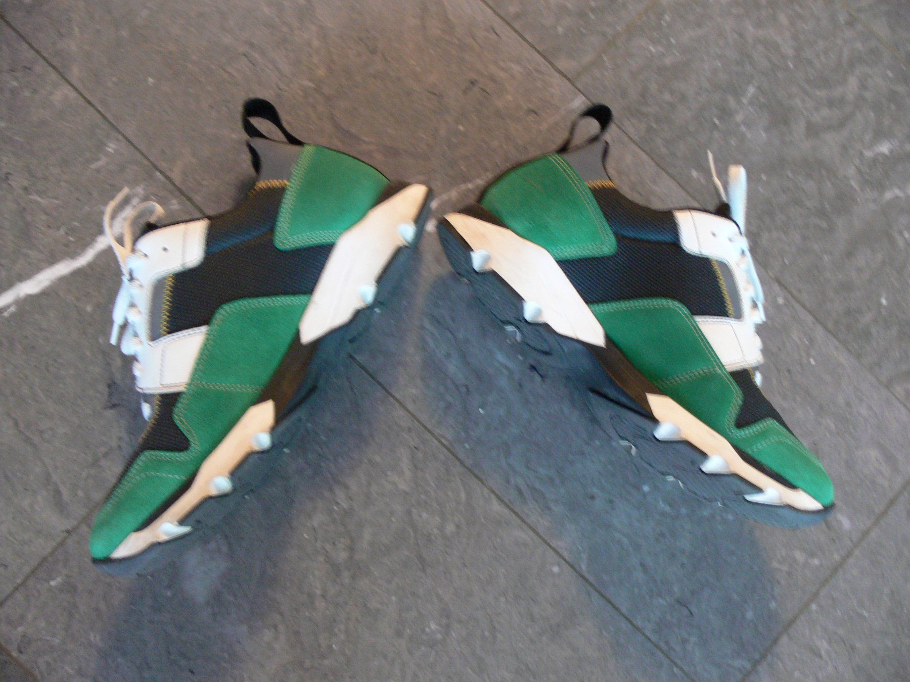 Marni Scarpe da uomo: MARNI Sneaker, neuwertig, Gr. 44, eher 42 - 43 – Usato da Remigen venduto da Kelias 8