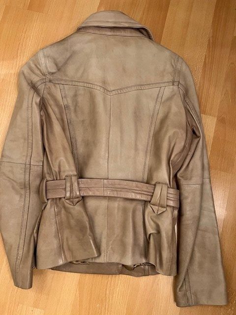 Benetton Giacche: Lederjacke Benetton Gr.34 – Usato da Wabern venduto da MagdalenaWabern 1