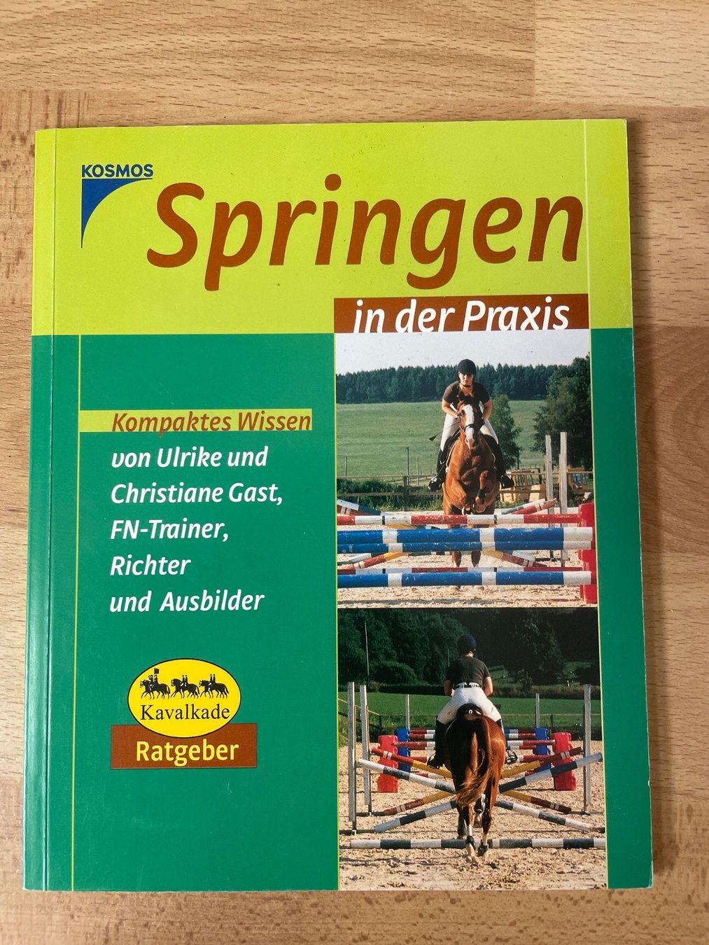 Bücher: Reitbücher "Springen" – Gebraucht aus Wiedlisbach von Lusco 2