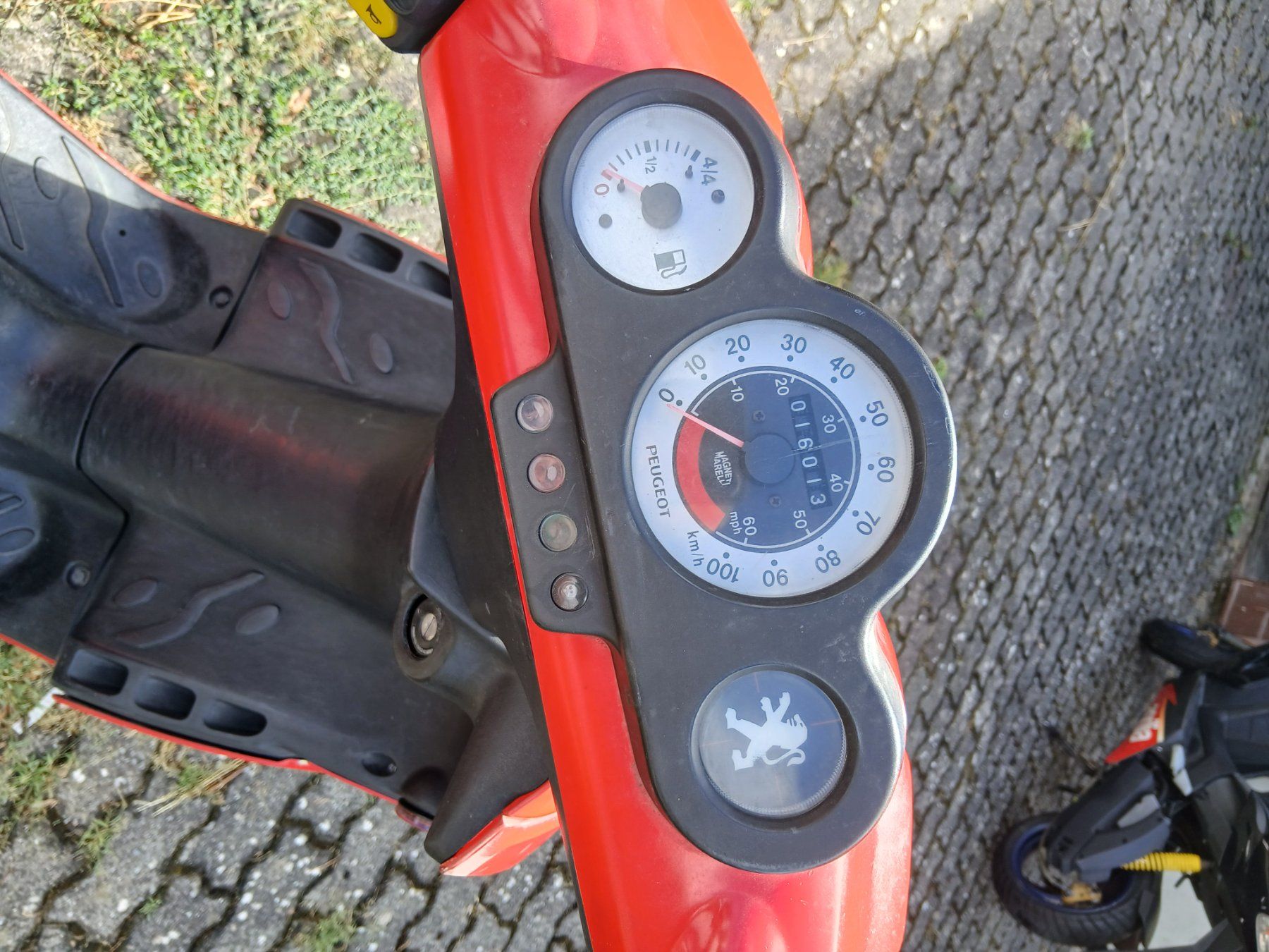 Peugeot Scooters: Peugeot Speedfight 50 – Gebraucht aus Cottens FR von ste_7zft 3