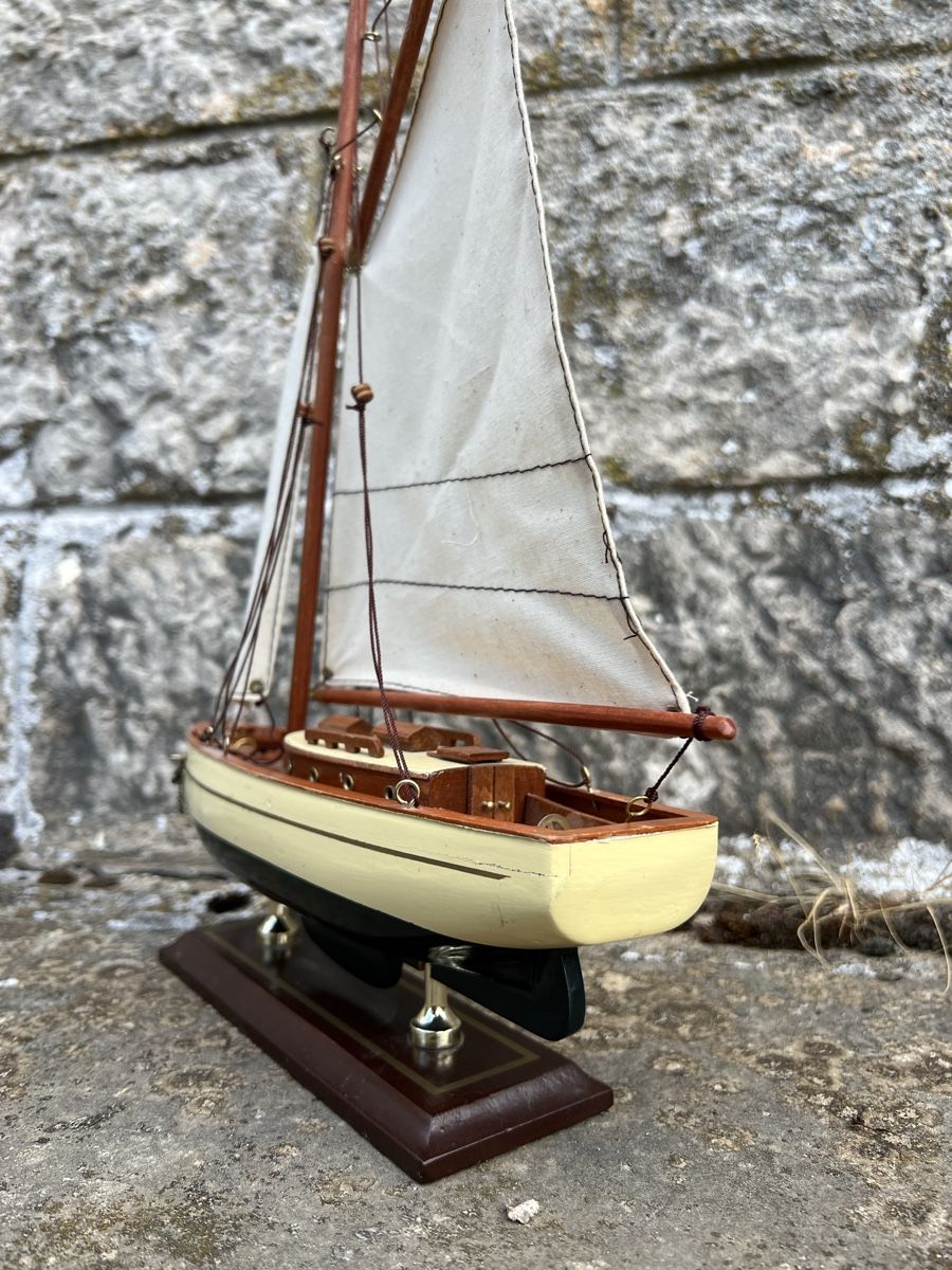 Kit di modellismo & Modellini statici: Segelschiff Modell  – Usato da Bern venduto da Findus101 2