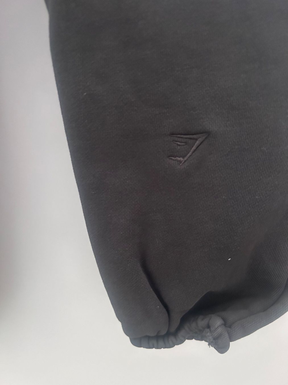 Pantaloni: GYMSHARK Sweatpants – Usato da Dättwil AG venduto da fio_d76l 5