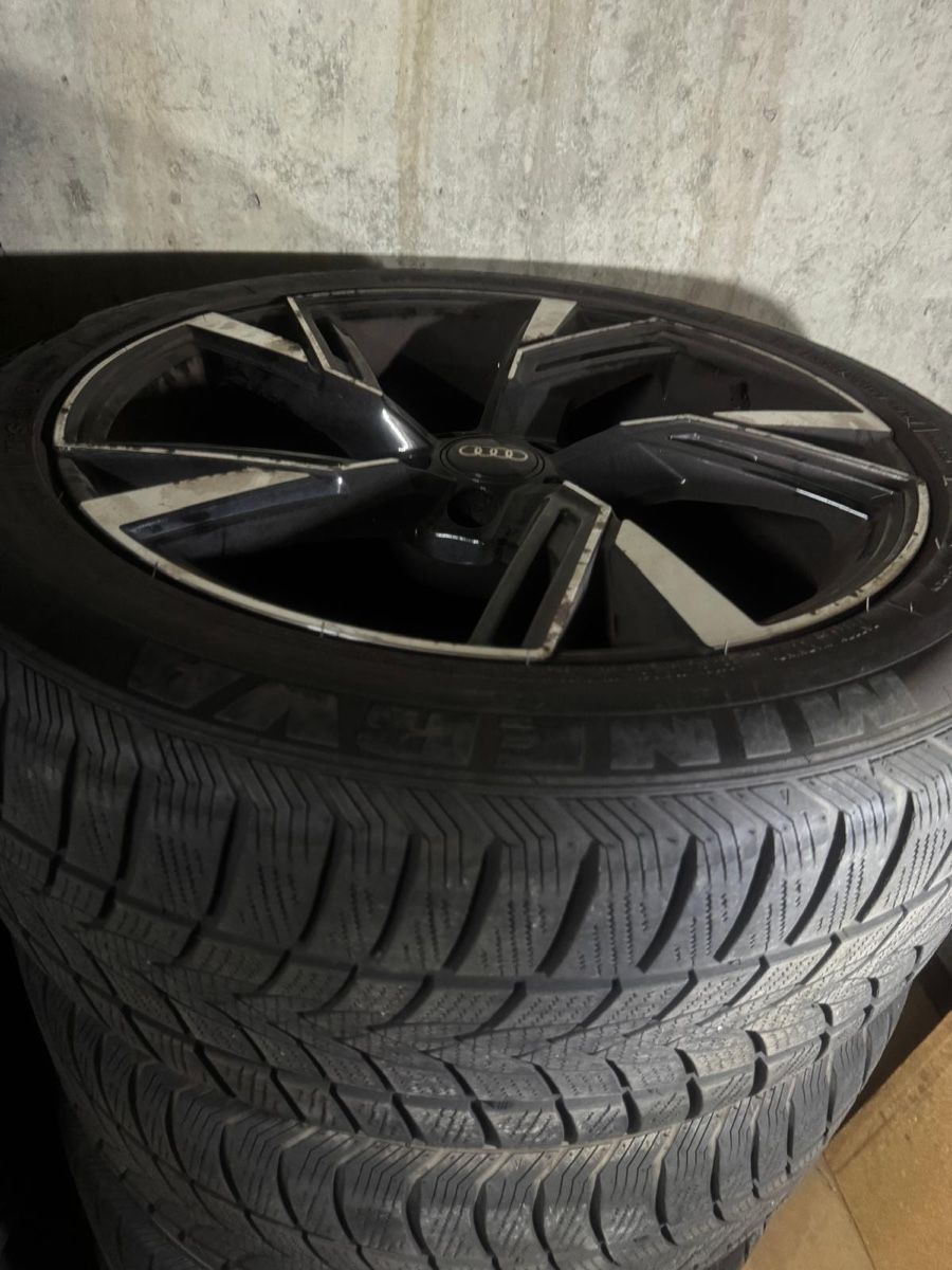 Pneumatici & Ruote complete: Audi Rsq3 Winterkompletträder – Usato da Oftringen venduto da nutzer_123 3