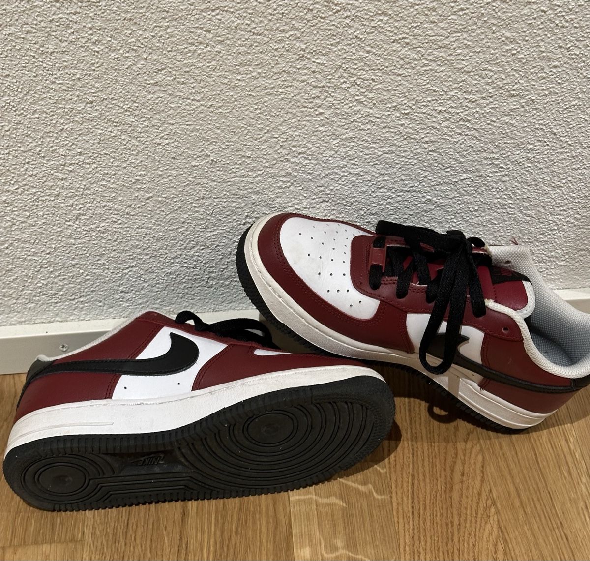 Nike Scarpe da donna: Nike Air Force 1 Sneaker, Grösse 38 – Usato da Dietikon venduto da Zebrino_10 3