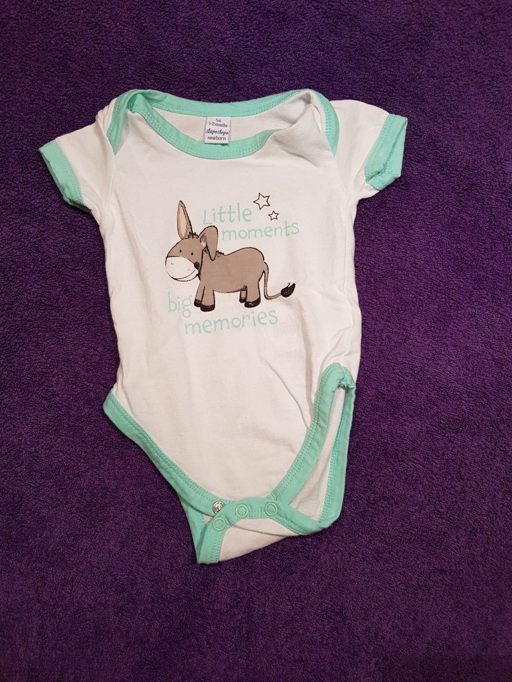 Lotti & Set di vestiti: Kurzarm Bodys Gr. 56 – Usato da Zollikofen venduto da samantha308 2