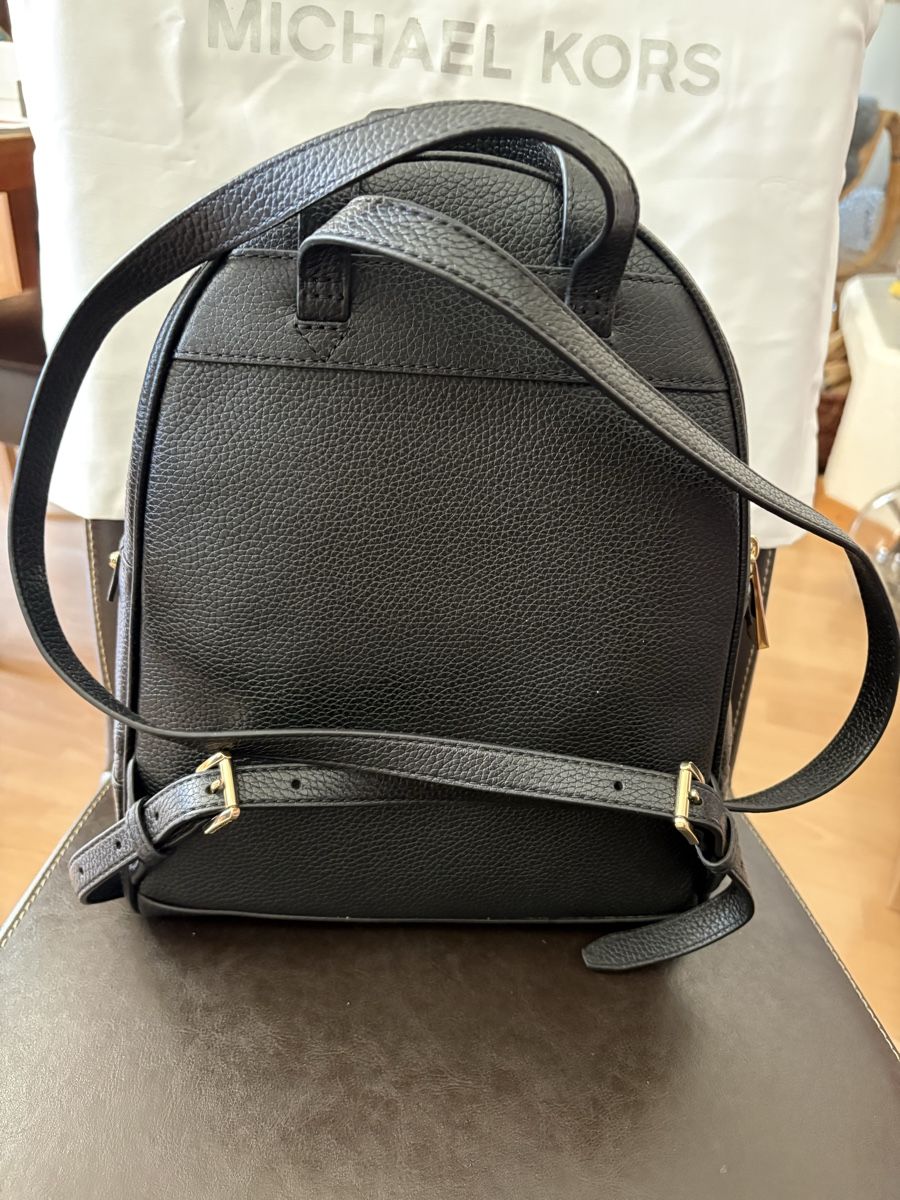 Michael Kors Zaini: Wunderschöner Rucksack von Michael Kors – Nuovo (secondo la descrizione) da Brütten venduto da gisela777 3