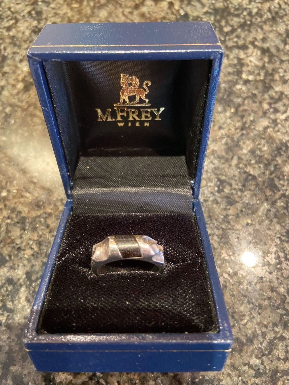 Bagues: Ring M. Frey, Herren, Wien – D'occasion à Erlinsbach par pulverschneegut 1