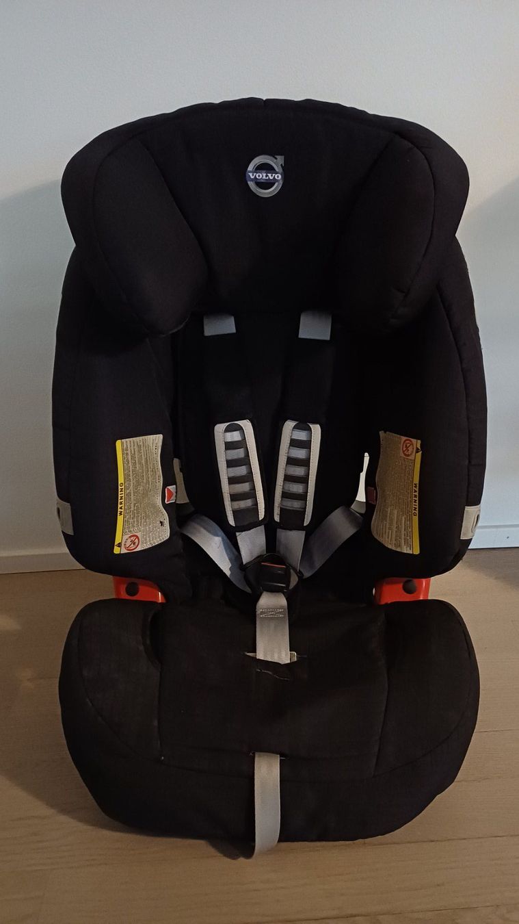 Britax Römer Seggiolini per auto: Kinderautositz Britax/Römer 9-25 kg – Usato da Frauenfeld venduto da Costanza01