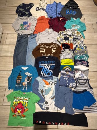 Jungen Winter Kleiderset Ge 110/116, 34 teilig