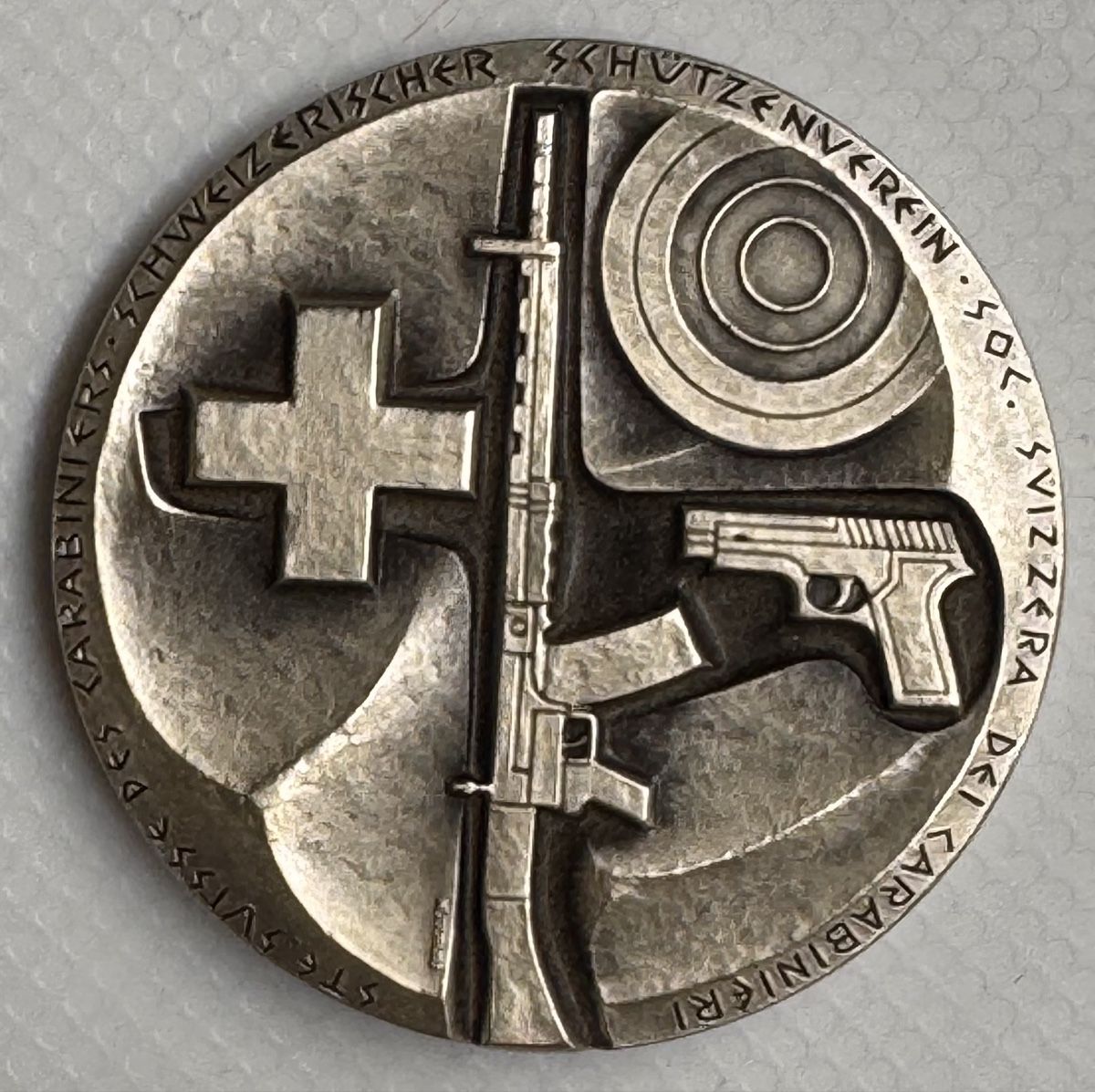 Medaglie: Medaillon Schweizer Schuetzenverein mit Waffe und Cross – Nuovo (secondo la descrizione) da Andwil SG venduto da Ariisa1234