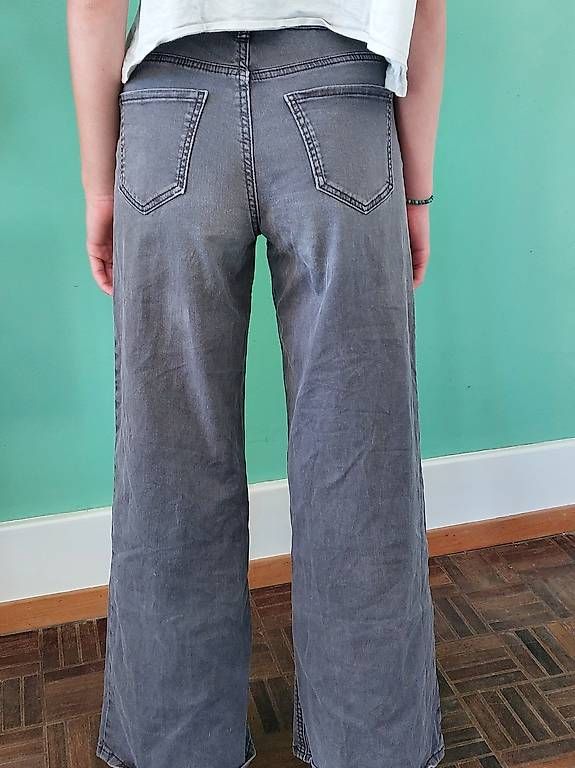 H&M Pantaloni: Dunkelgraue Jeans – Usato da Rapperswil BE venduto da AndreaReist 1