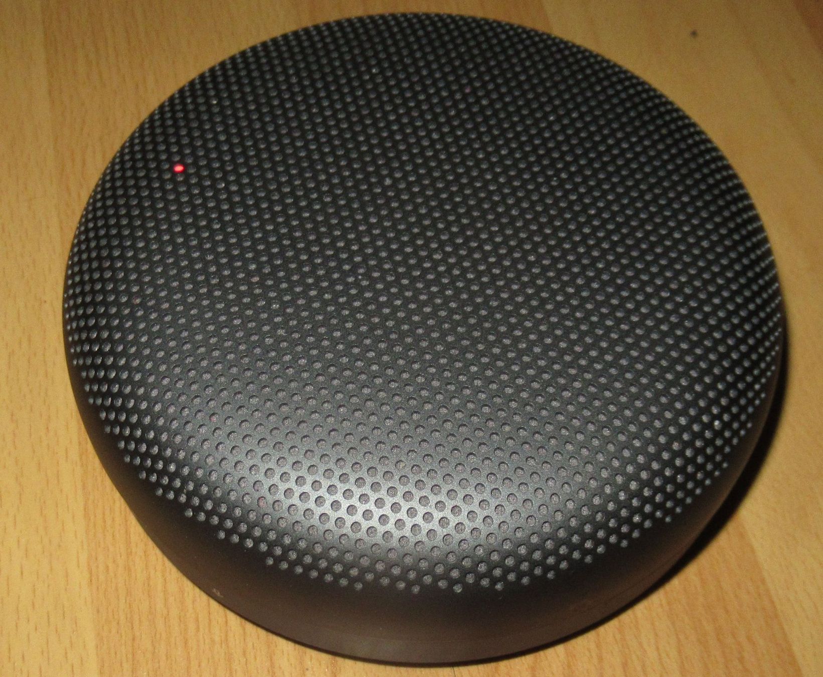 Bang & Olufsen Casse acustiche: B&O Audio Beosound A1, 2. Generation Schwarz – Usato da Männedorf venduto da livesteam 1