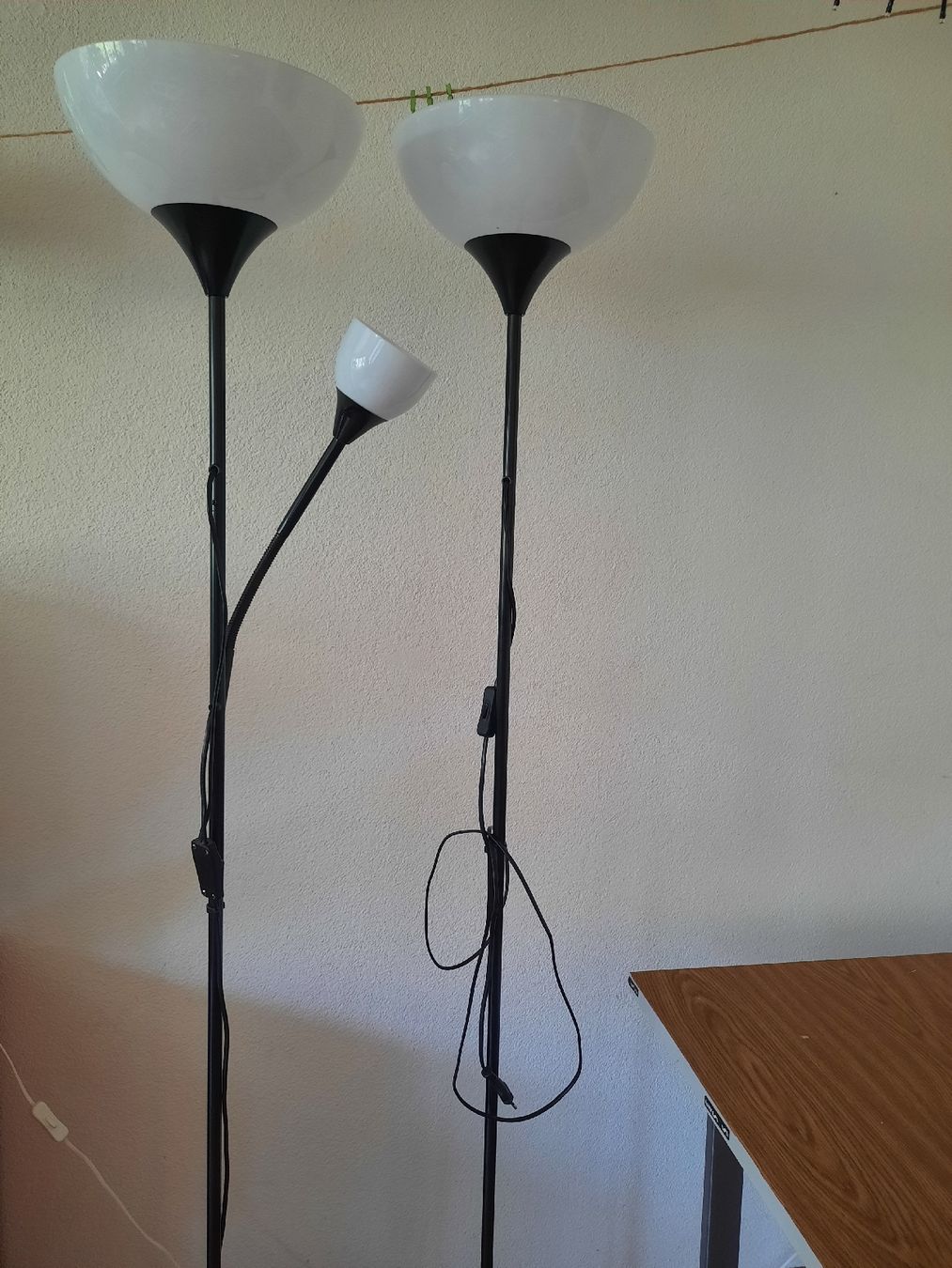 Lampade: 2 Stehlampen zu verschenken – Usato da Rapperswil SG venduto da iri_5fvz 1
