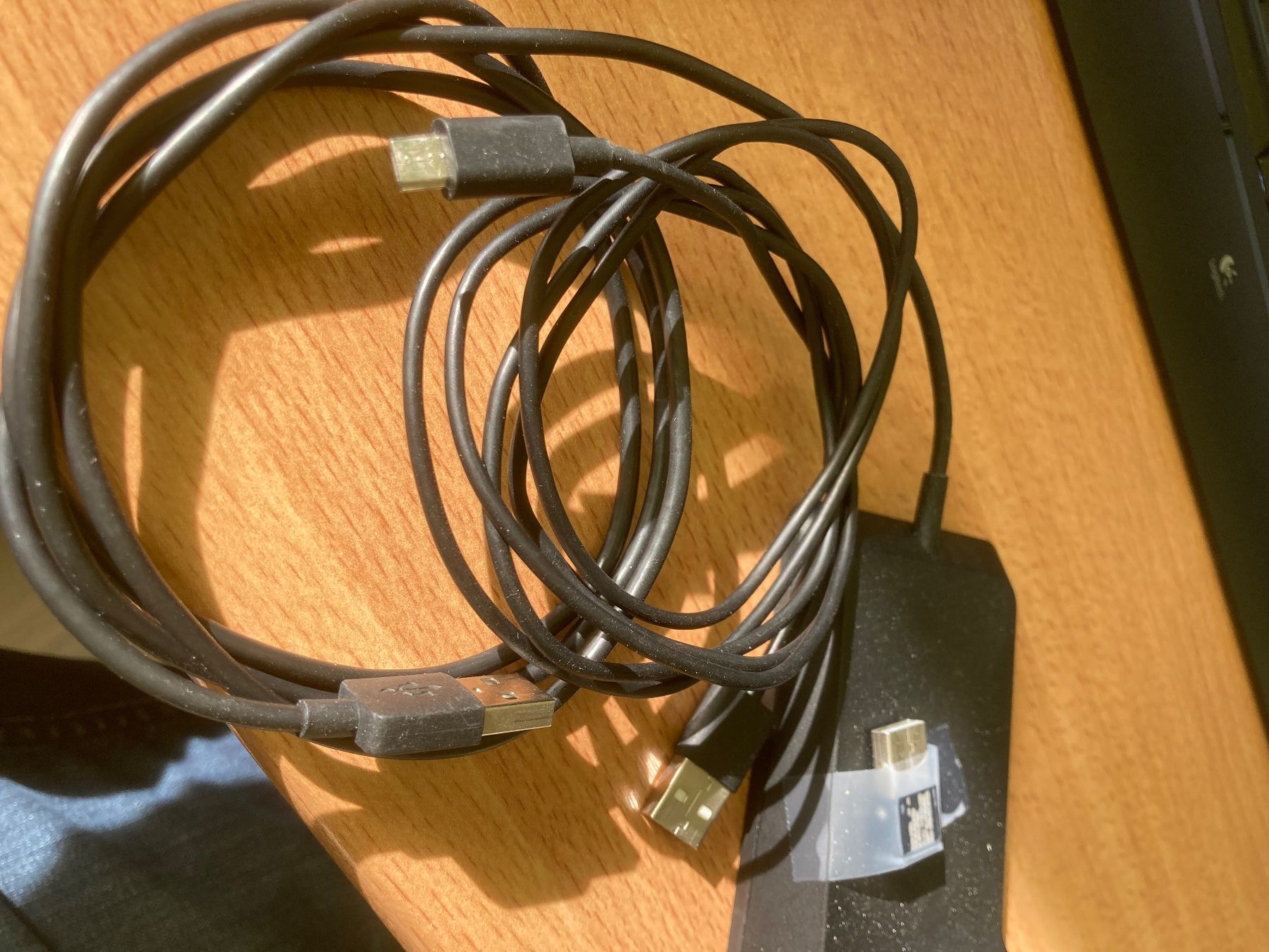 Plantronics Caricabatterie: Plantronics Ladestation C8 – Usato da Dielsdorf venduto da Textron