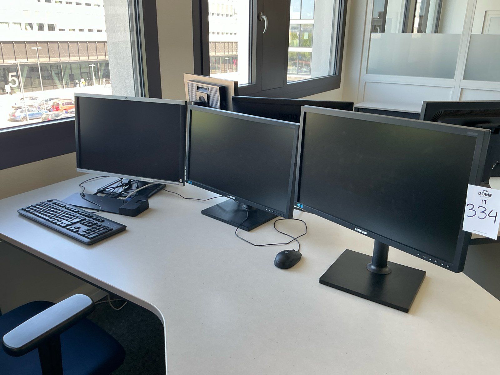 Monitor: Posten mit IT Zubehör – Usato da Zürich venduto da PIPM_Switzerland 1