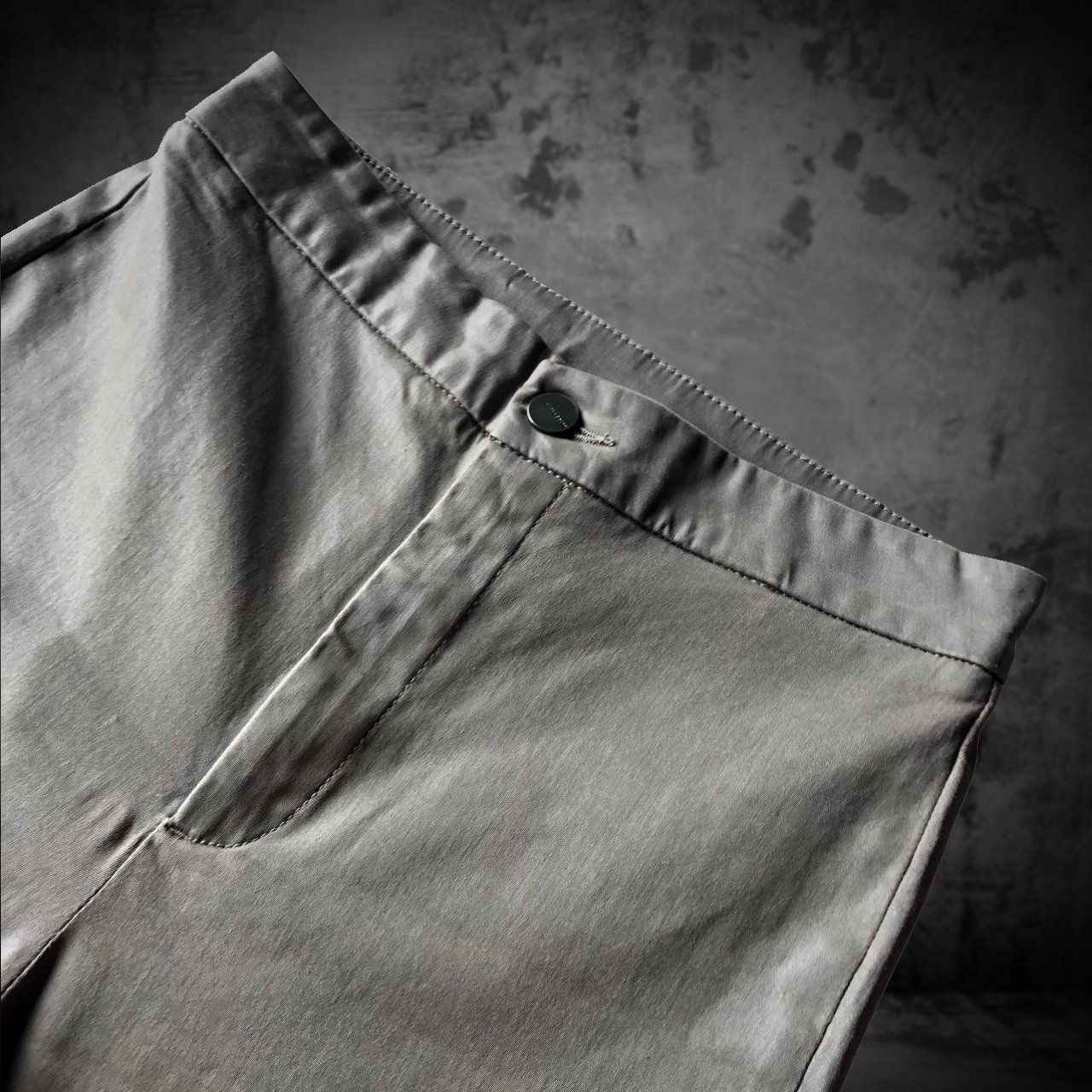 Massimo Dutti Pantaloni: Pants Massimo Dutti Beige Women 36 – Usato da Genève venduto da ang_7j7j 3