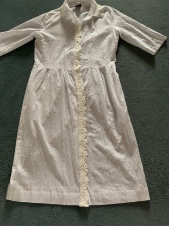 Sommerliches, weisses Kleid mit Spitze, Grösse 38