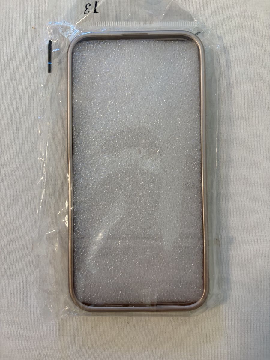 Cover & Protezioni schermo: iPhone 13 Hülle Golde neu in Verpackung – Nuovo e nell'imballaggio originale da Nussbaumen AG venduto da aline.ha 1