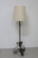 Vintage Stehlampe mit Schmiedeeisen-Fuss