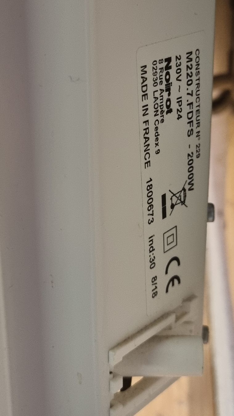 Radiatori: Radiateurs électriques – Usato da les Pontins venduto da michaelvom 2
